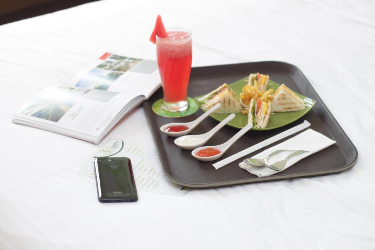 Zest Jemursari By Swiss-Belhotel International Surabaya Kültér fotó