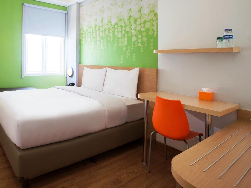 Zest Jemursari By Swiss-Belhotel International Surabaya Kültér fotó