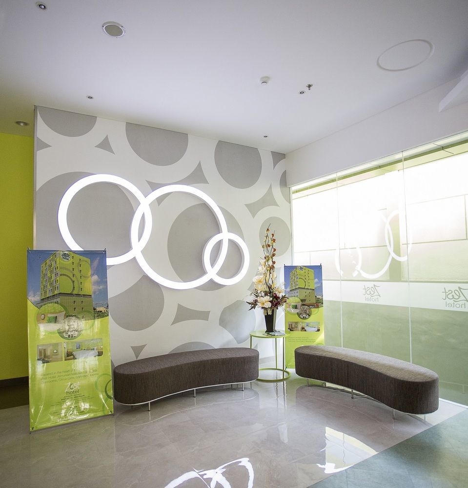 Zest Jemursari By Swiss-Belhotel International Surabaya Kültér fotó
